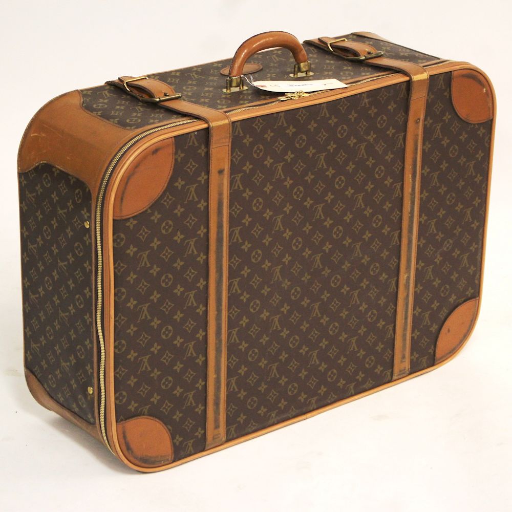 Louis Vuitton Classic Monogram Jacquard Softside Rolling Suitcase. Has Red  Push Button Extending Auction